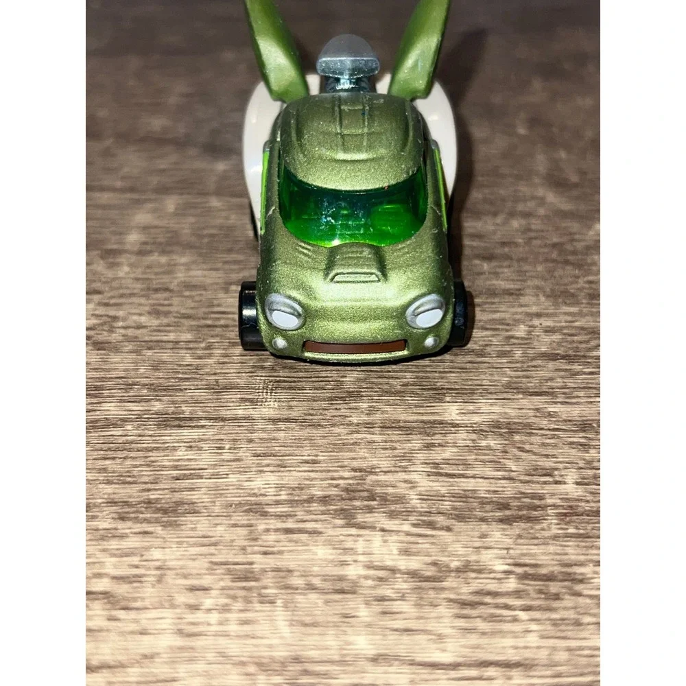 Hot Wheels Star Wars Character Yoda 2024 Loose Die Cast EUC Disney Movies